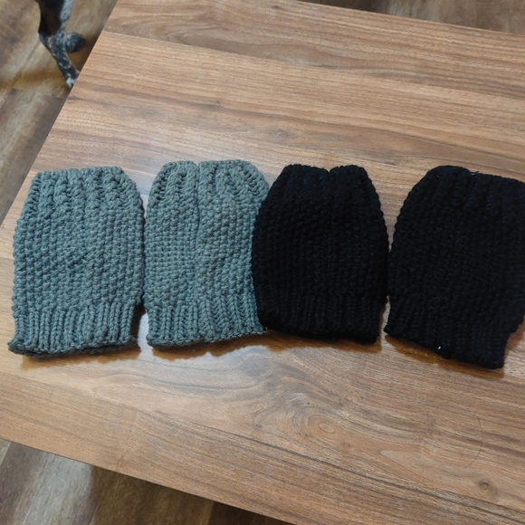 Knitted Boot Cuffs with buttons - Picture 6 of 8